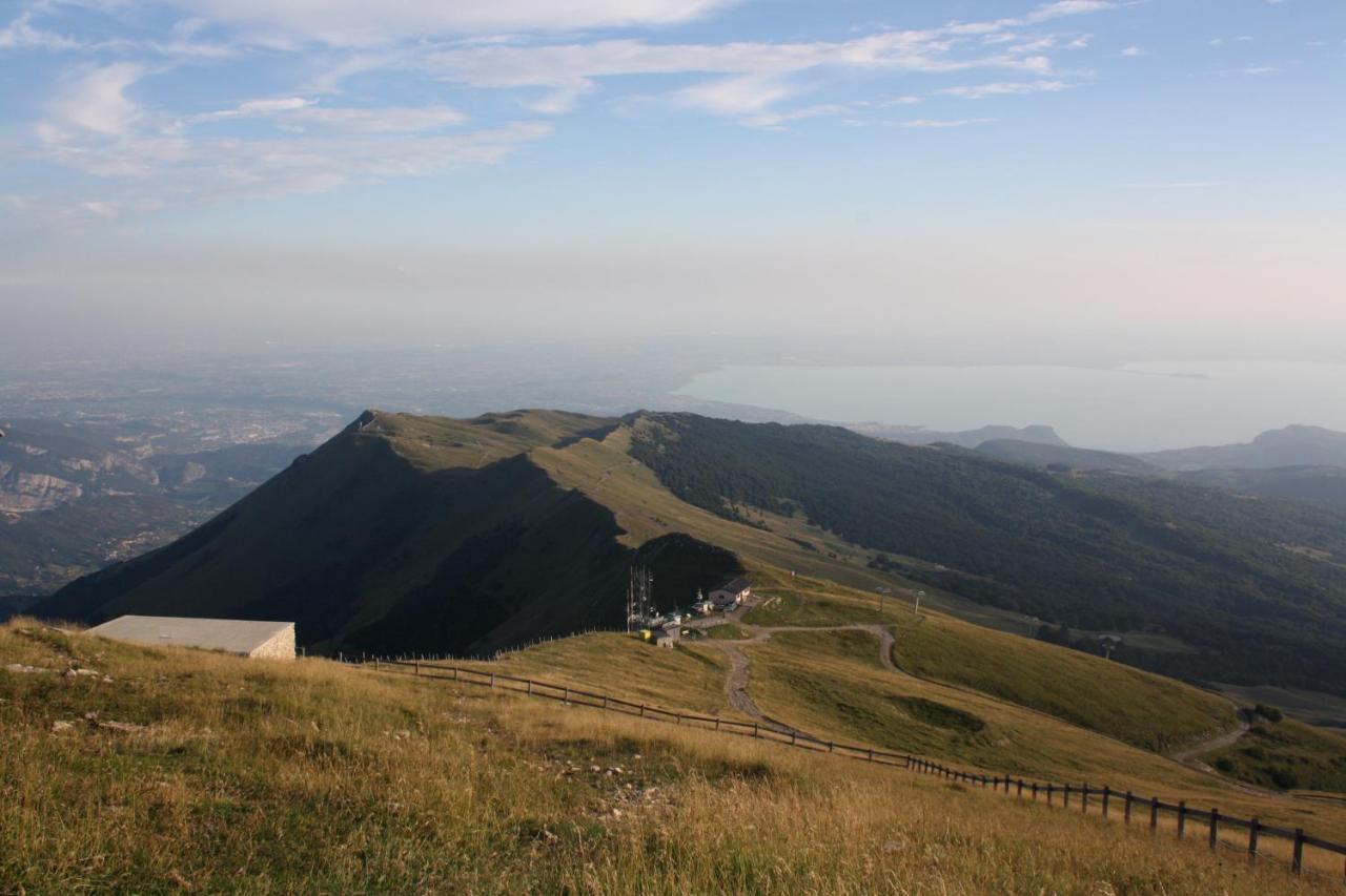 B&B Poggio Caiar Caprino Veronese Exterior foto