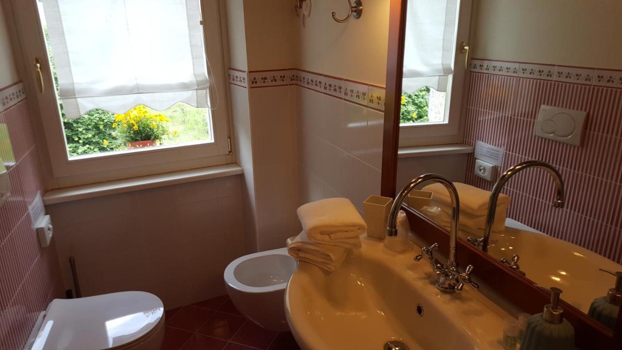 B&B Poggio Caiar Caprino Veronese Habitación foto